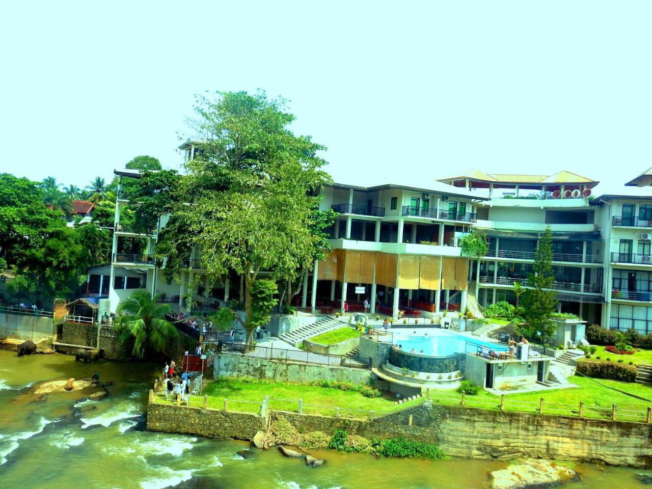 Hotel Elephant Bay Pinnawala  Exterior photo